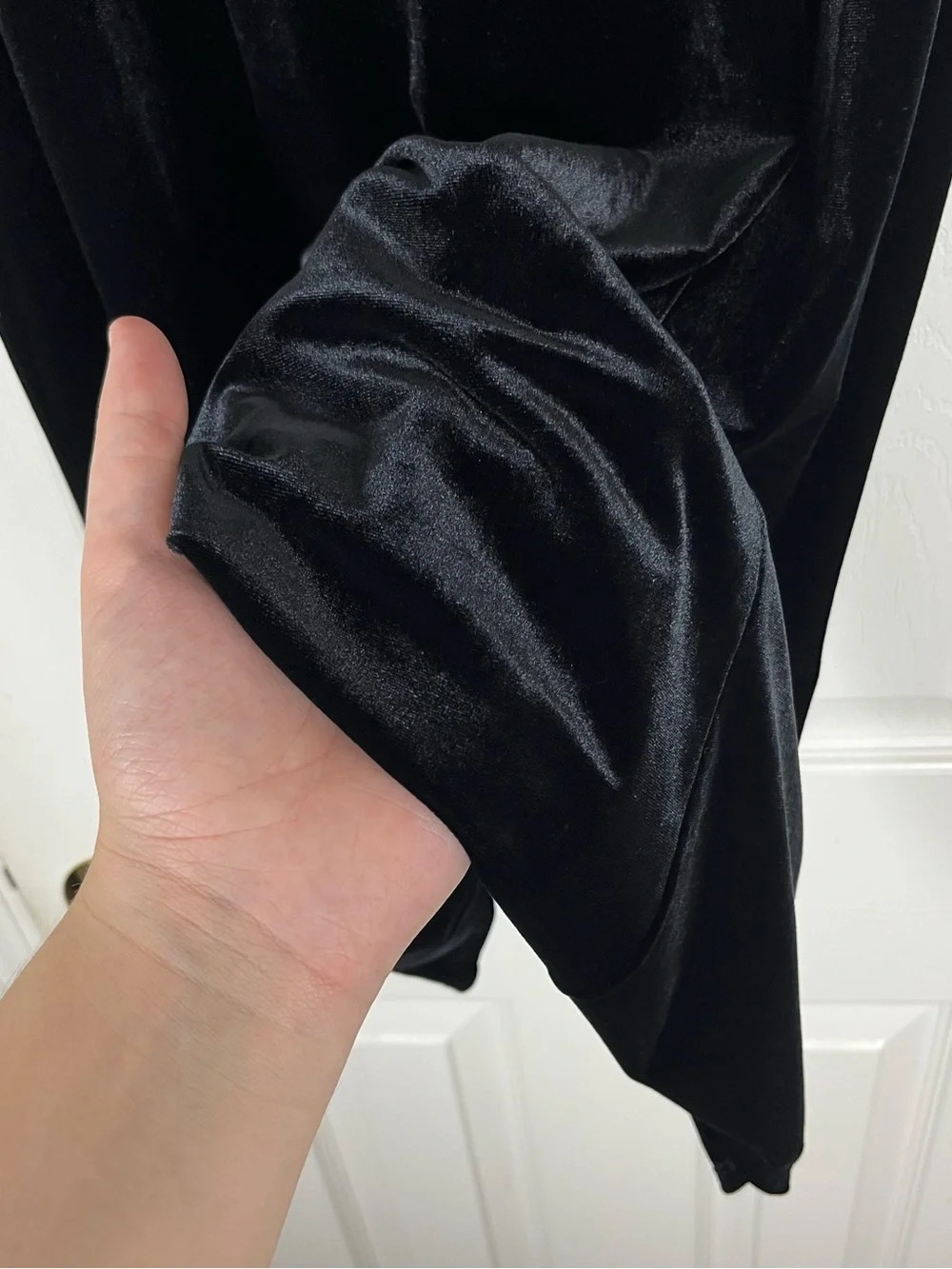 Notations Petite Black Velvet Maxi Skirt Sz PM Pull On Gothic Evening Romantic